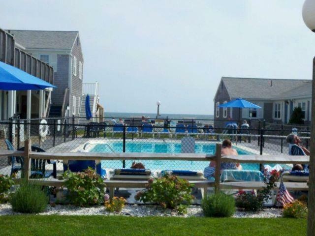 ميناء دينيس The Colony Beach Motel المظهر الخارجي الصورة
